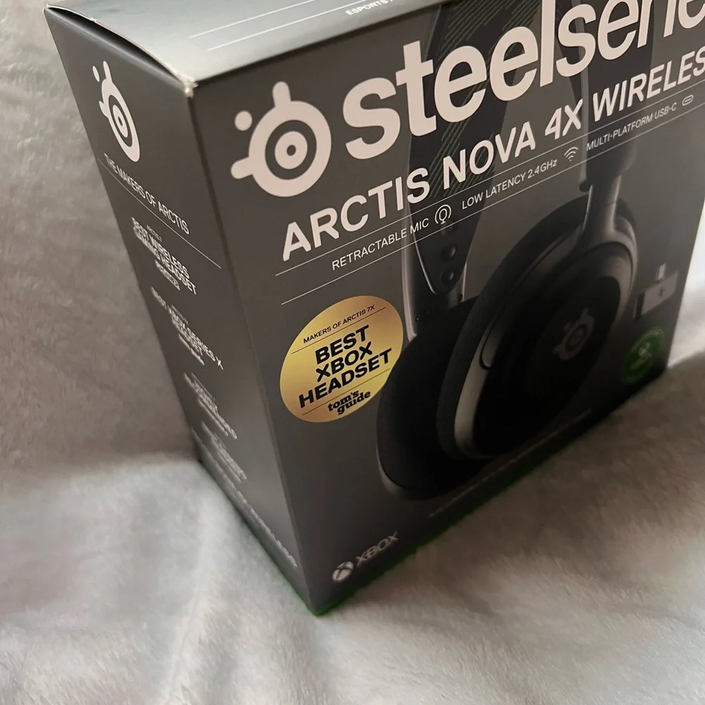 Artis Arctis Nova 4X Wireless Headset - Black